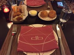 -db Bistro & Oyster Bar by Daniel Boulud(滨海湾金沙店)