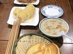 -笪记粥屋(健康街店)