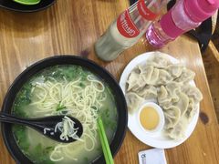 -志权牛肉面(灵山路店)