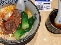 苗家红酸汤牛肉粉-俏凤凰(美林M·LIVE天地东座店)