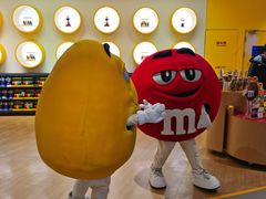 -m豆巧克力世界(上海世茂广场店)