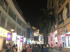 -东门小吃街