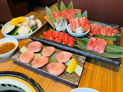 -炼火烤肉店