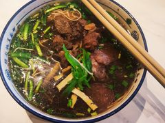 -镇南锅盖面馆(解放路店)