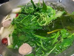 -左庭右院鲜牛肉火锅(金山万达店)