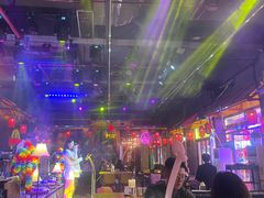 -喜鹊音乐酒馆(西街店)
