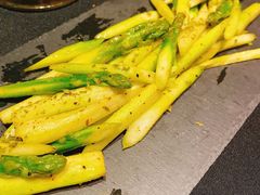 蒜油香烤芦笋-小火花·干式熟成牛排馆Spark SteakHouse(剑桥郡店)