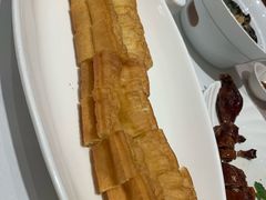 -品悦酒店(三林古镇店)