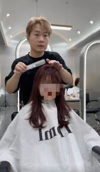 -Tloml salon