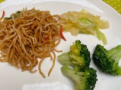 -西安钟楼北大街希尔顿欢朋酒店