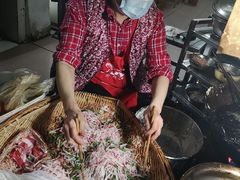 -半月镰胡姐脆皮萝卜饺子