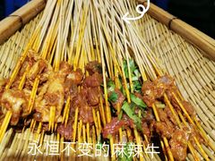 -马路边边麻辣烫联盟路店