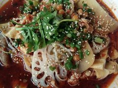 -牛八秒油泼冒菜(宽窄巷子店)