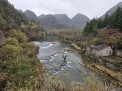 -高荡千年布依古寨旅游景区