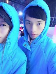 -圣名游乐城冰雪大世界