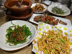 -董厨煨汤馆(车站路店)