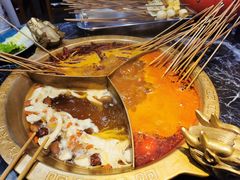 牛油菌汤鸳鸯锅-钢管厂五区小郡肝火锅串串 Chuan Chuan hot pot