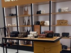 -COACH蔻驰(赛特奥特莱斯店)