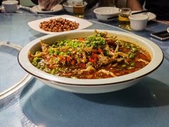 -兔行天下-鸿鹤鲜锅兔(中海国际店)