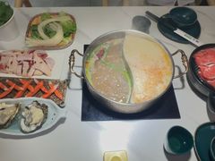 -椰子湾·海南火锅·糟粕醋·椰子鸡(正大广场店)