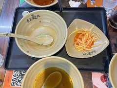 -亮亮面馆(经六路店)