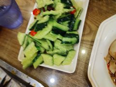 蒜拍黄瓜-陈记农家挂炉烤肉(雁南一路店)