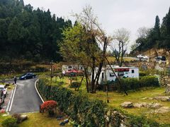 -三峡国际房车露营地(G348店)