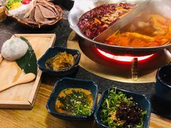 -湊湊火锅·茶憩(上海合生汇店)