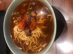 -亮亮面馆(经六路店)