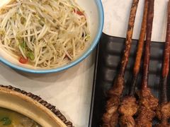 -丁里羊肉小镇(天鹅湖总店)