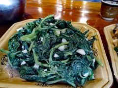 炒山野菜（蒲公英叶）-苗湘食府(十年店)