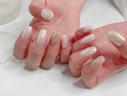 -Momo nail 日系美甲