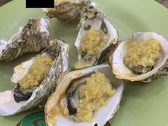 炭烧蒜蓉生蚝-贞姨美食·老字号海鲜大排档