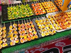 -席娜卡琳火车铁道夜市