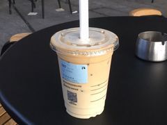 陨石厚乳拿铁-瑞幸咖啡(深圳红山6979店)