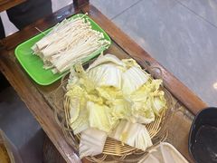 -地锅公社·现炒地锅鸡·地锅鱼·夜宵(罗锦路店)
