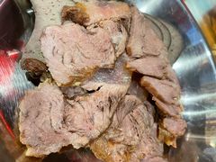 -酱肉小酒馆(梅陇店)