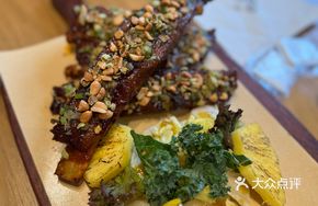 Spicy Sour Sauce Grilled Pork Ribs