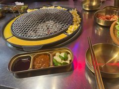 -釜山火炉·海鲜烤肉(紫藤路店)