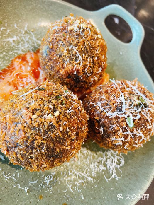 KCOOKING概念韩餐(世茂52+店)墨鱼芝士饭团图片