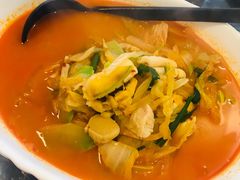 辣海鲜面-桃园中华料理炸酱面(燕儿岛路店)