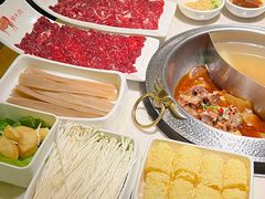 -左庭右院鲜牛肉火锅(浦江欢乐颂店)