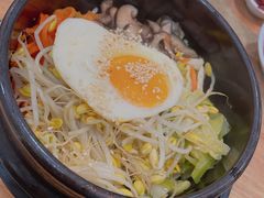 至尊牛肉石锅拌饭豪华套餐-朴鲸家正宗韩国料理(福田店)