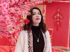 -梅龙镇广场