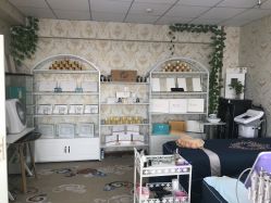 -阿茹娜美容会馆