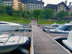 -千岛湖希尔顿休闲艇俱乐部