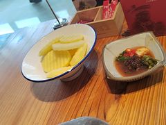 -老凯俚酸汤鱼(鸿通城店)