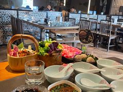 -捞王锅物料理(上海世茂广场店)