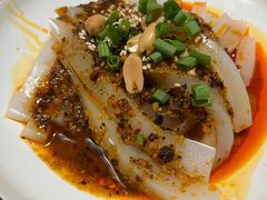 -渝信川菜 · 川味家常菜(财富购物中心店)
