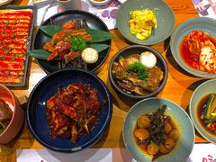 -草家酱蟹炭火烤肉店(珲春南路一店)